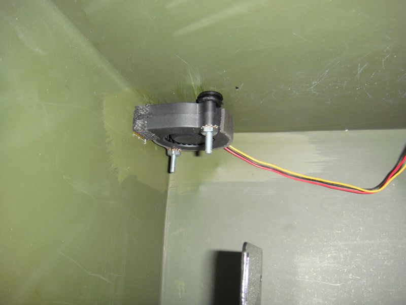 Yaesu FT-8800r based cross-band repeater.