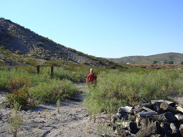 Street clothes in the desert